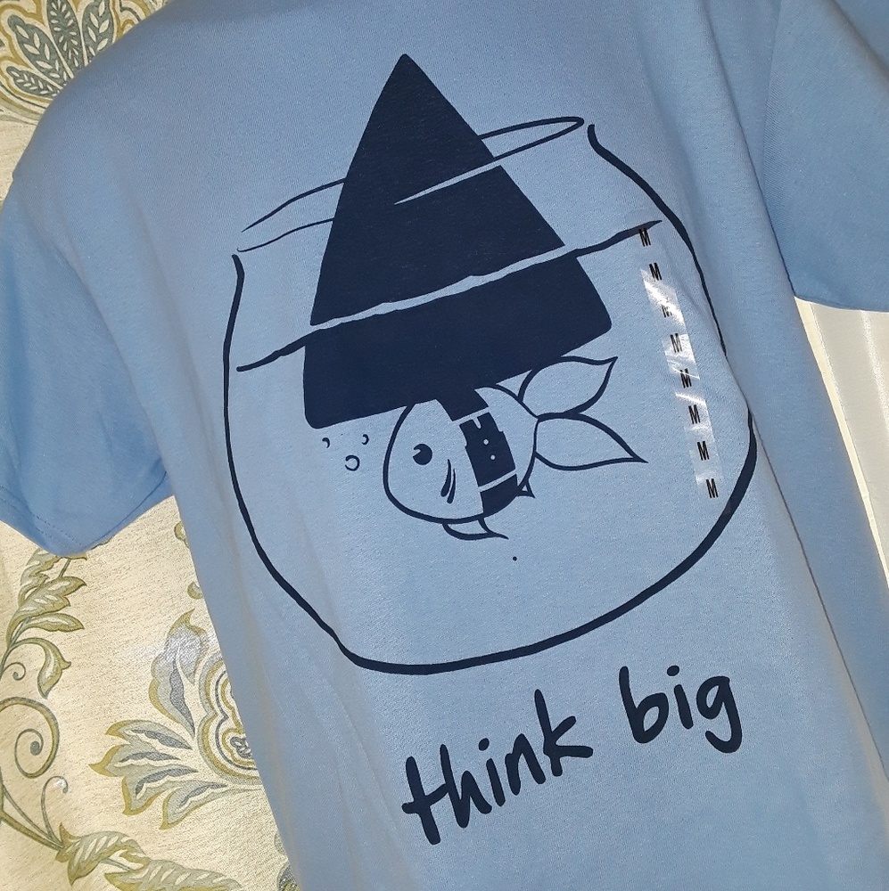 NWT "Think Big" Funny Goldfish Shark T-Shirt (M-L) - Picture 5 of 7